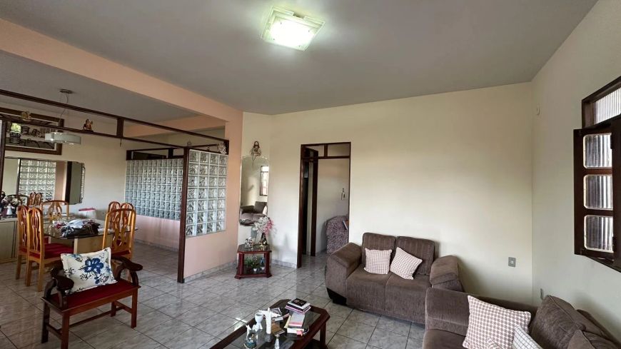 Imóvel para venda possui 290 metros quadrados com 3 quartos em Serraria - Maceió - AL