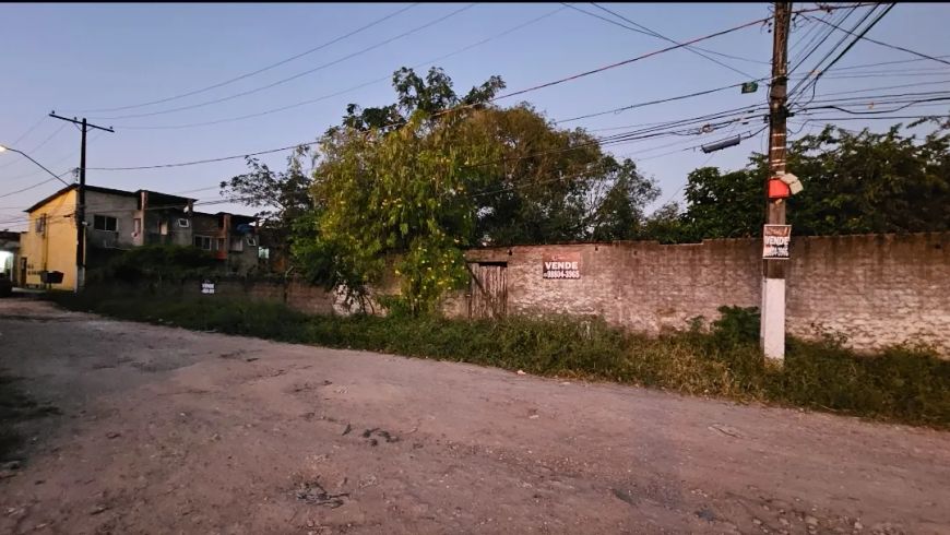 Terreno no Antares com 900 m²