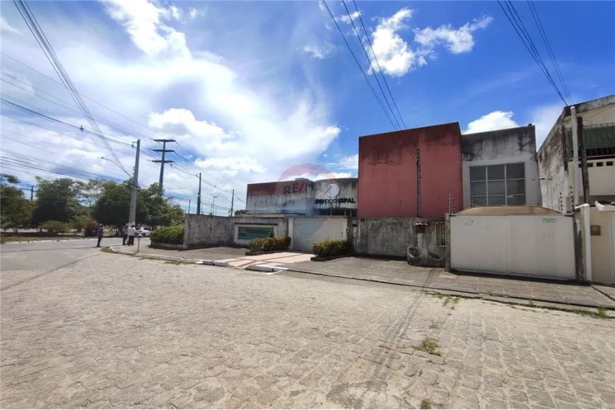 Excelente oportunidade desde prédio comercial próximo da principal da Av. Dr. Jorge Montenegro de Ba