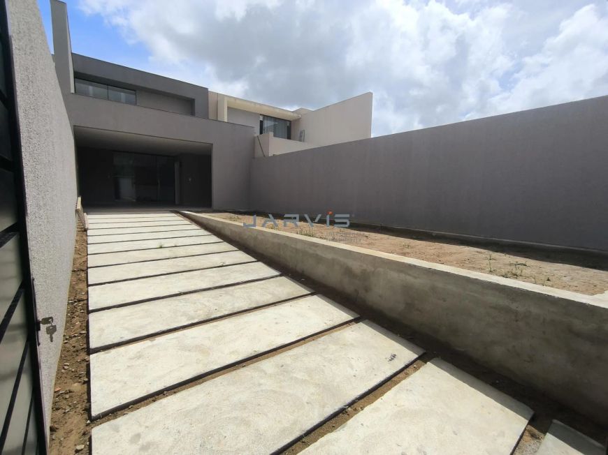 Casa com 3/4 suítes, à venda no bairro do Antares - R$ 952.050,00