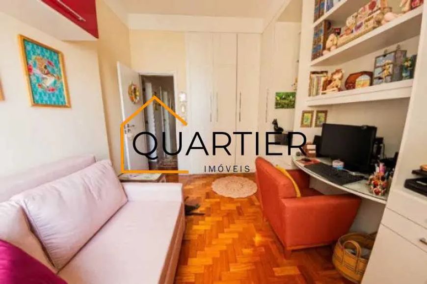 Apartamento - / Residencial / Flamengo
