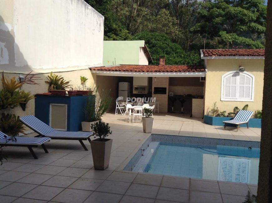 Recreio dos Bandeirantes | Casa Triplex 5 quartos, sendo 5 suites