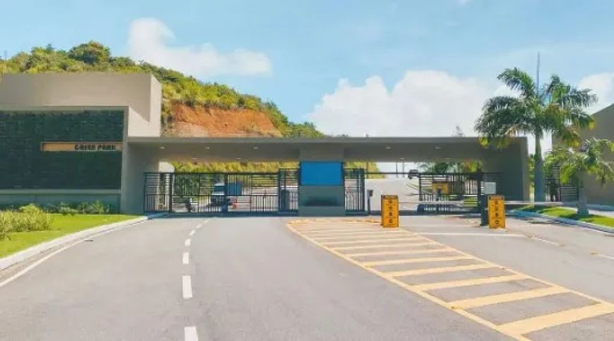 Imóvel para venda tem 720 metros quadrados em Guaxuma - Maceió - AL