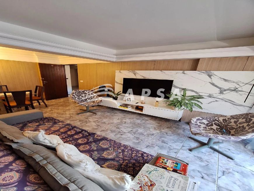 EXCELENTE APARTAMENTO LOCALIZADO NA MELHOR REGIÃO DA PONTA VERDE, NASCENTE, PRÓXIMO AO SUPERMERCADO