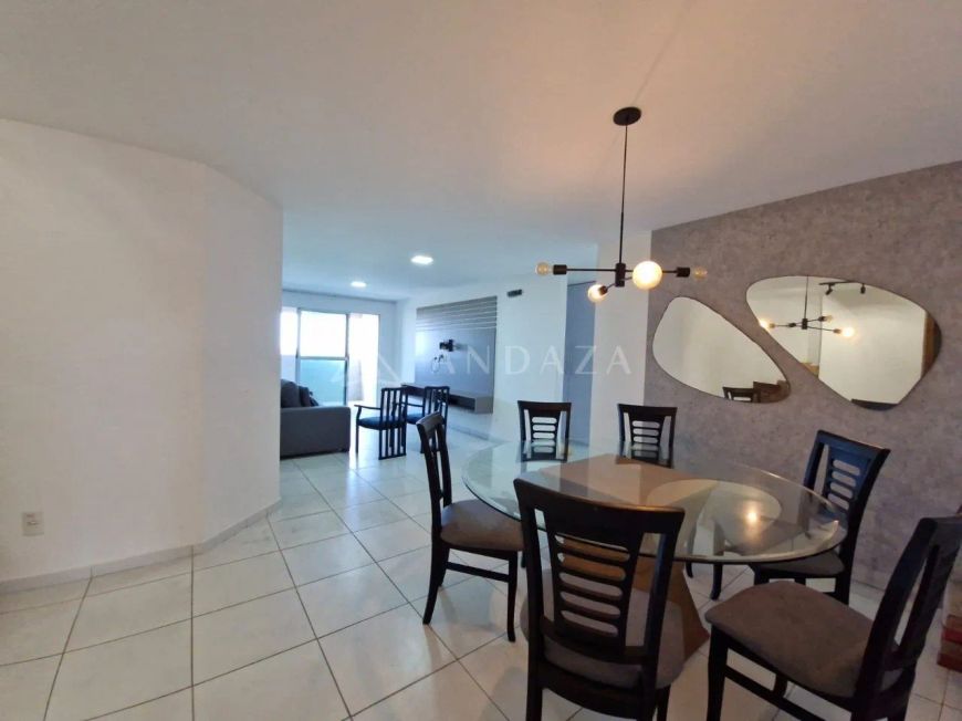 Vendo apt. no Farol 4 Suítes, com espetacular área de lazer e área verde única