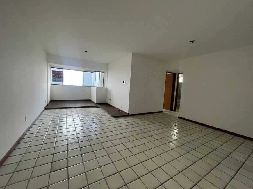 Imóvel para venda possui 117 metros quadrados com 3 quartos em Farol - Maceió - AL