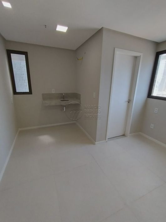 EMPRESARIAL RECORD OFFICE - SALA COMERCIAL COM 20,47M² NA PONTA VERDE