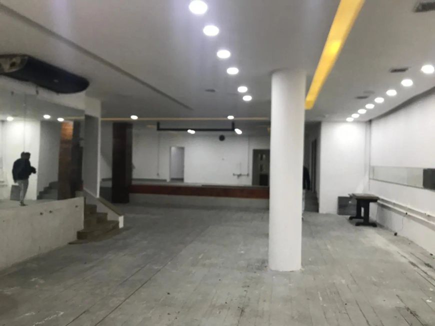 Loja no Centro do Rio, 1000m², disponível para locação por R$ 22.000,00