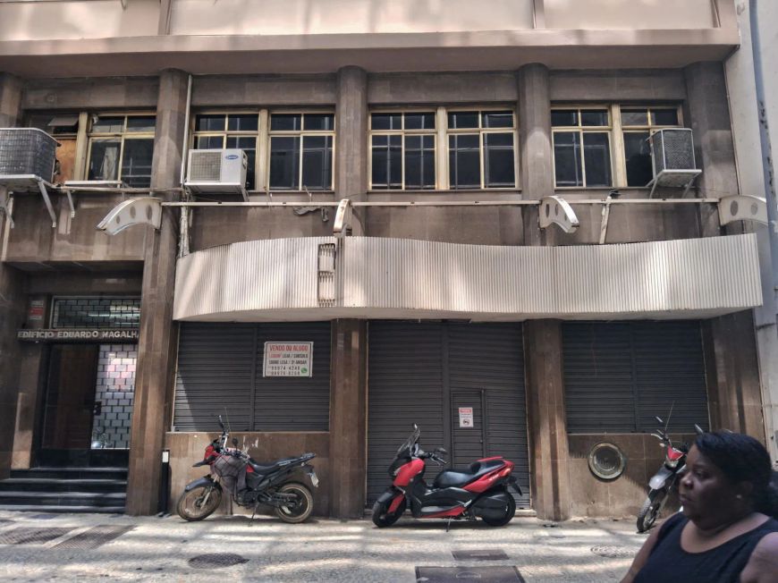 Loja no Centro do Rio, 1000m², disponível para locação por R$ 22.000,00