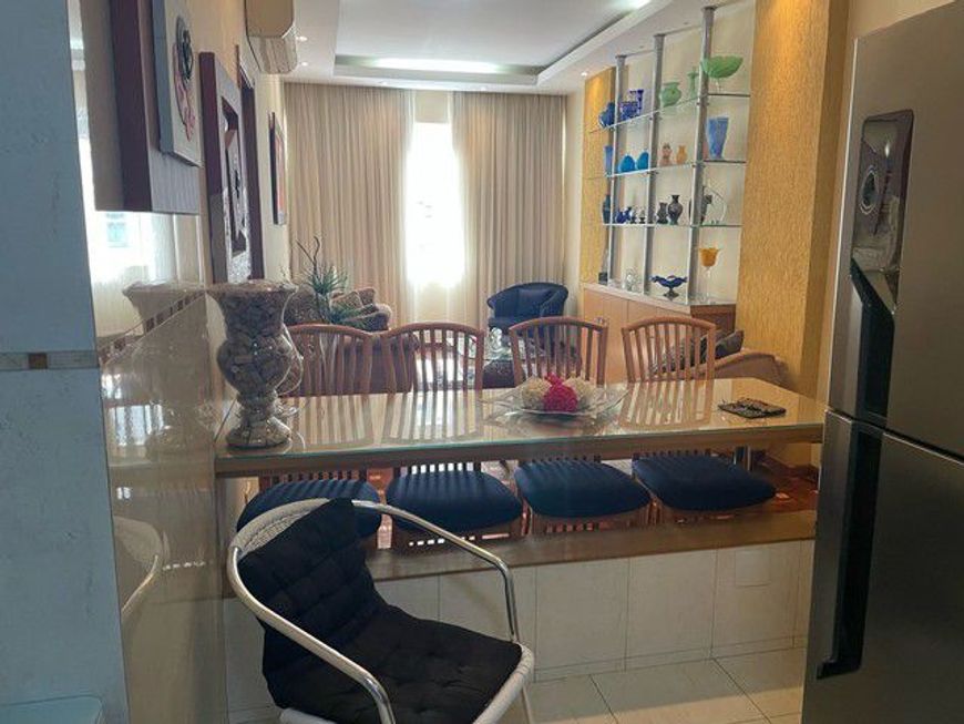 Apartamento 3 quartos, suíte, dependência, banheiro social - Copacabana