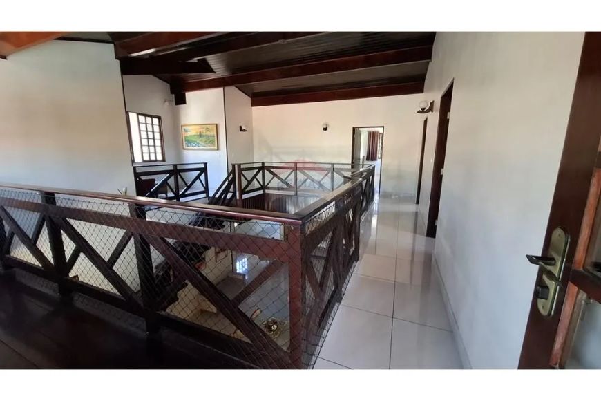 CASA COM 4 QUARTOS NO CONDOMÍNIO ALDEBARAN BETA
