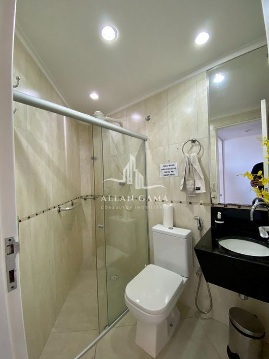 Cobertura Duplex na Jatiúca com 4/4 sendo 2 suítes e 4 vagas de Garagem