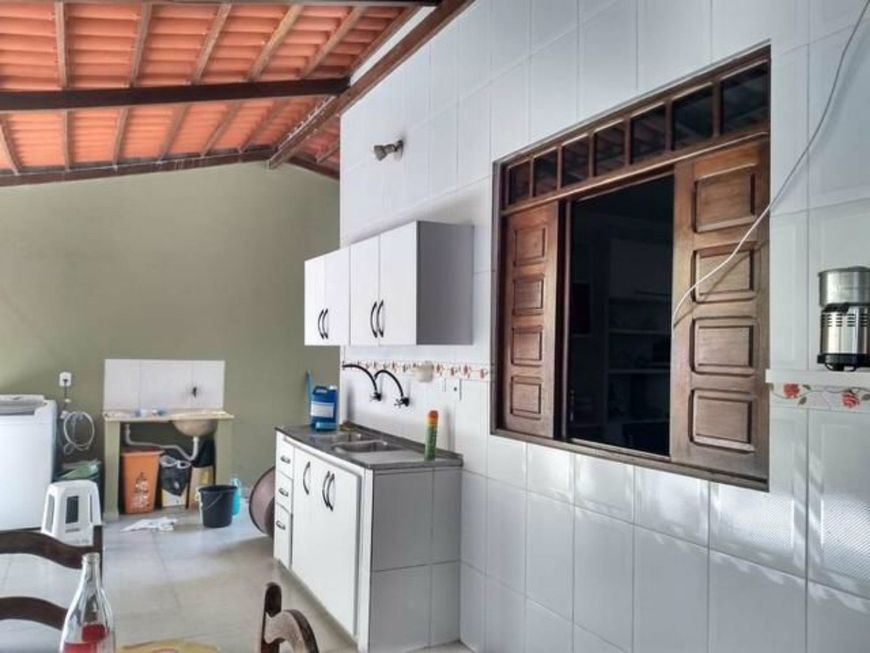 Imóvel para venda possui 270 metros quadrados com 4 quartos em Clima Bom - Maceió - Alagoas
