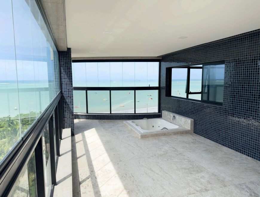 Apartamento luxuoso na beira-mar da Pajuçara!