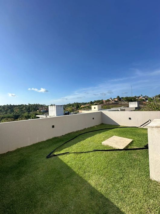 Excelente Casa Nascente, no Condomínio Atlantis, com Vista Mar Exclusiva da Suíte Master