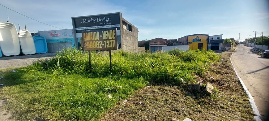 Imóvel para venda tem 770 metros quadrados em Serraria - Maceió - AL