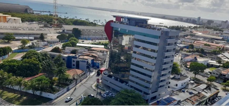 Sala toda reformada e mobília alto padrão - porteira fechada - Delman Empres. Pajuçara