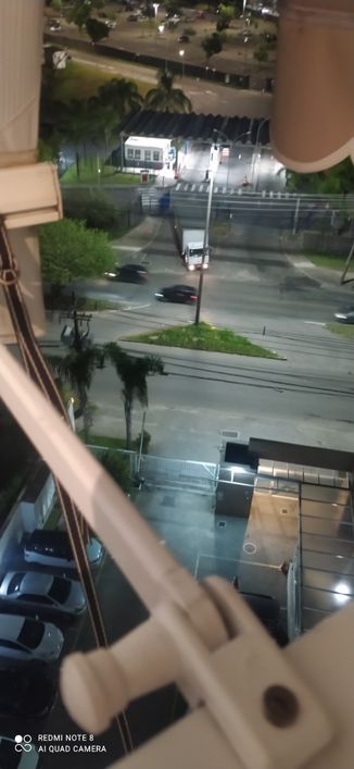 Cobertura Loft Estrada dos Bandeirantes, 2 vagas, hidromassagem 75 m 1 q MOBILIADA