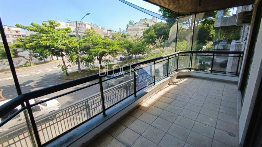 Recreio dos Bandeirantes | Apartamento 2 quartos, sendo 1 suite
