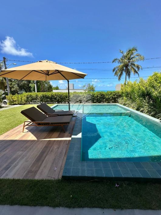 Casa à venda no Condomínio Atlantis com 348 m2, 4 quartos (3 suítes) em Garça Torta - Maceió - AL