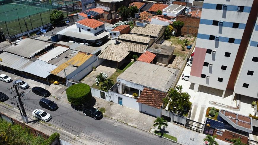 Lote/Terreno INCORPORAÇÃO - Construtor - Investidor com 1272 m2 - Mangabeiras - Maceió