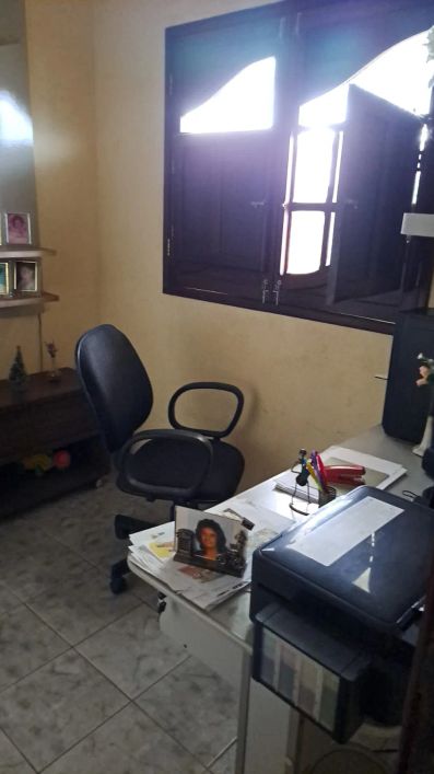 Vendo ótima residência, localizada no bairro do Feitosa, Maceió - AL