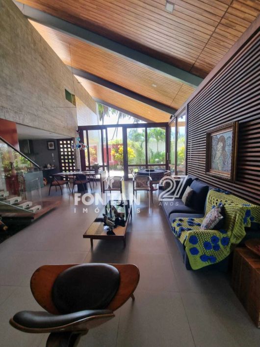 CASA NO CONDOMÍNIO MORADA DA GARÇA