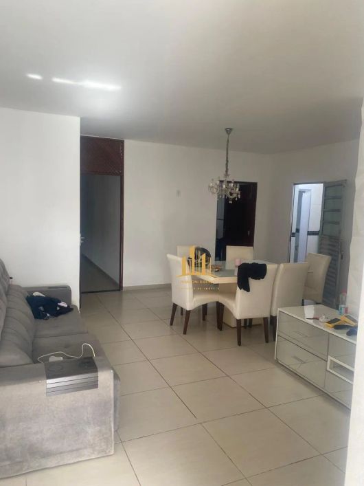 Linda casa no Jardim do Horto com 3 suítes e 300m2 - Gruta de Lourdes-Maceió-AL