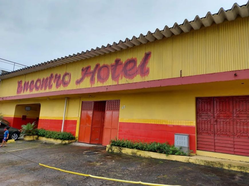 Hotel com 1.000m² no Bairro do Feitosa