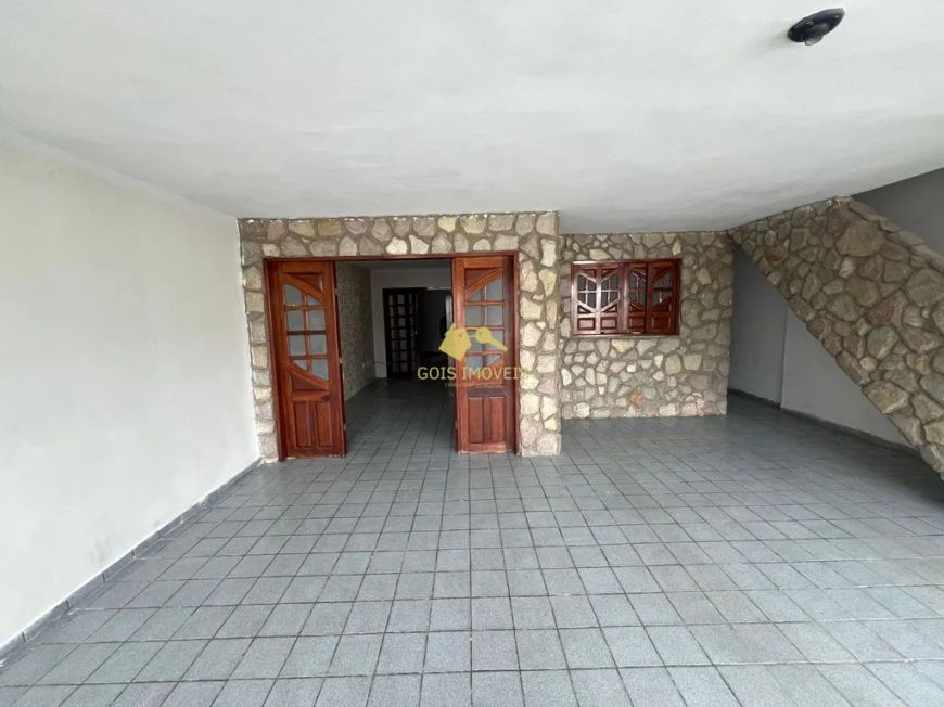 Aluguel – Casa Ampla no Tabuleiro