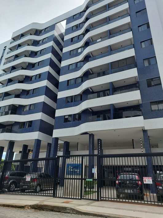 Apartamento para venda possui 94 metros quadrados com 3 quartos em Farol - Maceió - AL