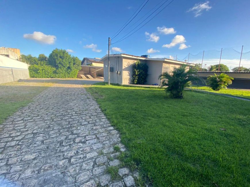 Lote/Terreno para venda com 1323540 metros quadrados em Jardim Petrópolis - Maceió - AL