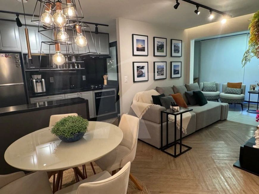 Apartamento de 55m² 02 dormitórios 01 suíte à Venda na Vila Ester