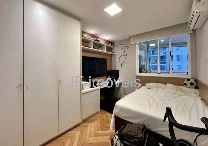 Apartamento à venda na Peninsula com 4 quartos sendo 2 suítes