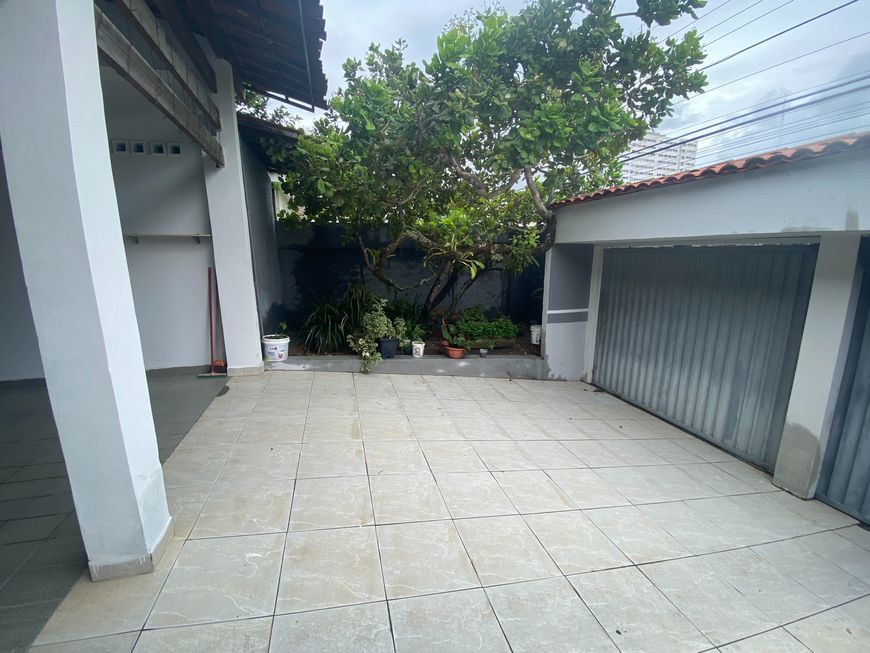 Casa com vocação comercial 900 metros quadrados de terreno 6 quartos em Gruta de Lourdes - Maceió