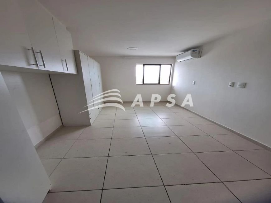 EXCELENTE OPORTUNIDADE DE MORAR NA PONTA VERDE, EM UM APARTAMENTO COM ÓTIMA INFRAESTRUTURA, COMODIDA