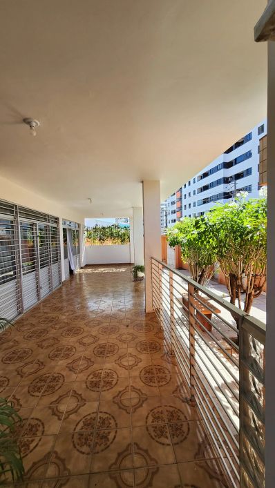 Excelente casa com 4 quartos e 2 suítes, em Gruta de Lourdes - Maceió - AL