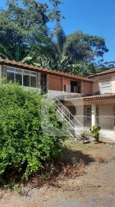 EXCELENTE CASA NA FREGUESIA / JPA COM AMPLA ÁREA VERDE, PISCINA E CHURRASQUEIRA
