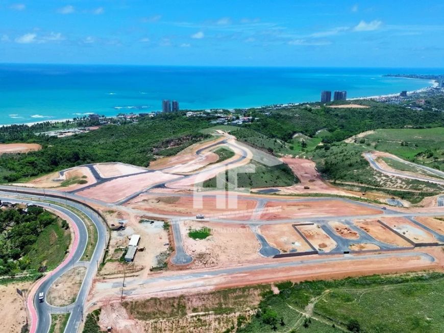Lotes a partir de 450m² em condomínio de alto padrão em Jacarecica - Condomínio Tramonto.