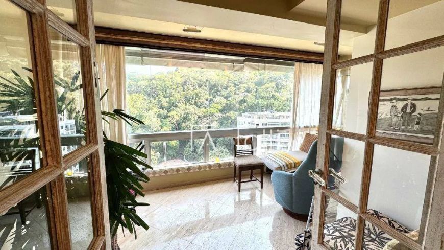 Apartamento com 2 dormitórios à venda, 106 m² por R$ 1.950.000,00 - Leblon - Rio de Janeiro/RJ