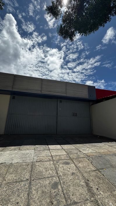 Imóvel para aluguel com 360 m2, Ponto Comercial Gruta de Lourdes - Maceió - AL