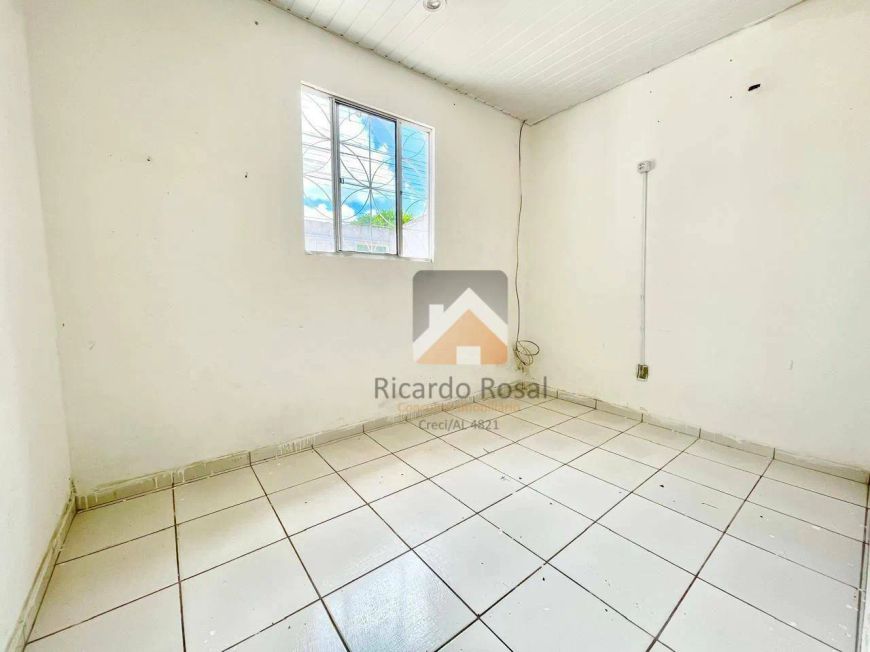 Casa c/ 3 quartos em condomínio fechado no Benedito Bentes!!!