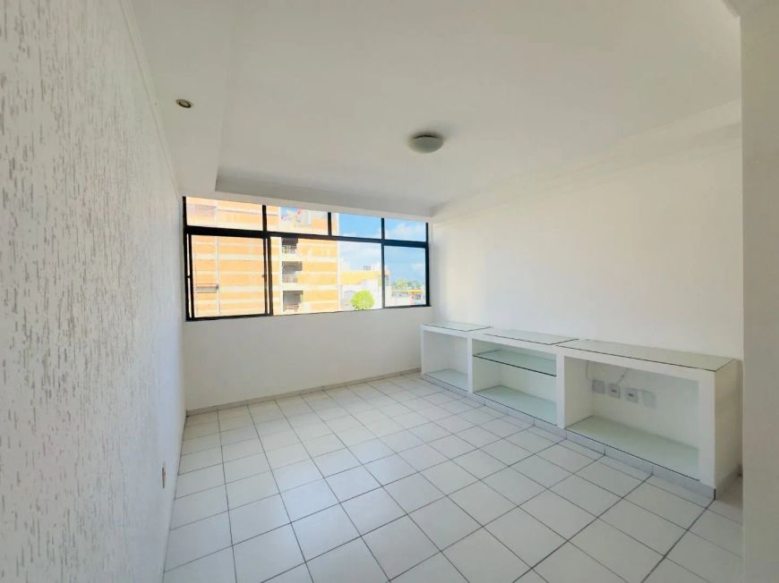 Imóvel nascente com 3 quartos em Farol - Maceió - AL