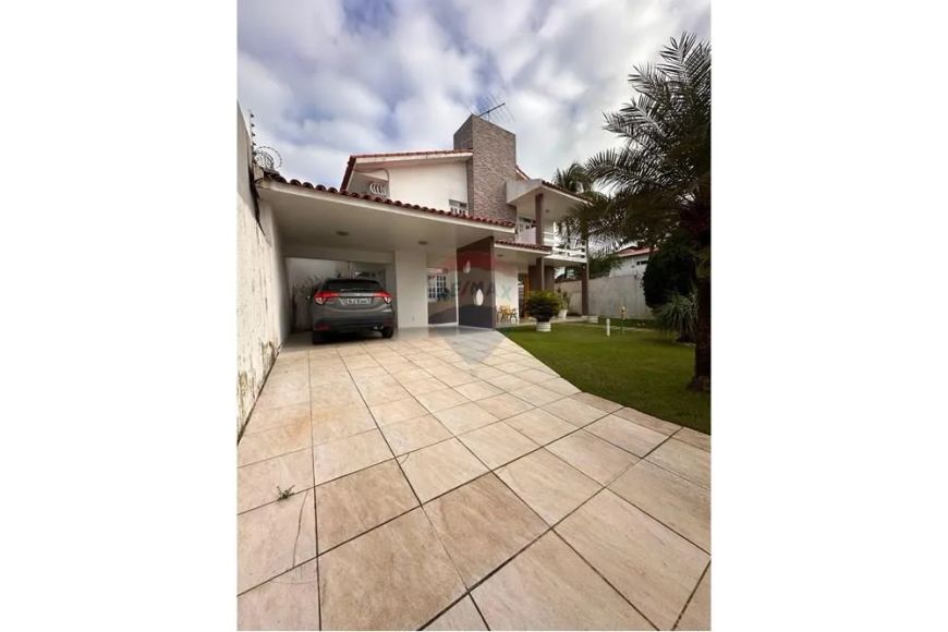 Casa de condomínio à venda com 04 quartos - 242m² - Santa Amélia - Maceió/AL