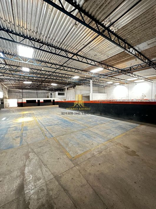 Galpão com 1.700m², Feitosa. Imóvel em excelente estado de conservação, localização privilegiada
