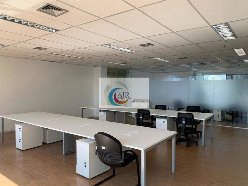Sala/Conjunto para aluguel possui 588 metros quadrados em Cidade Monções - São Paulo - SP