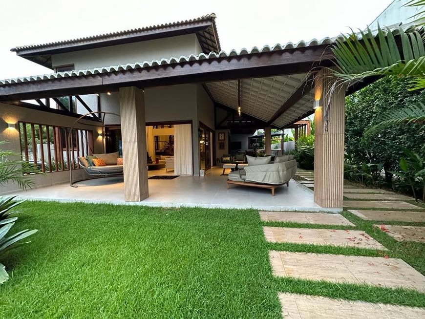 Casa à venda com 660 m2 e 4 quartos em condomínio beira mar de Maceió
