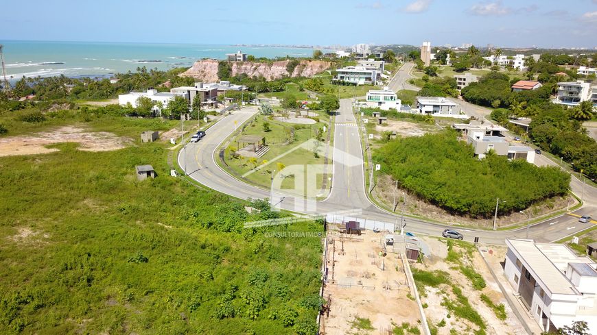 Lotes a partir de 511.82 m² em condomínio de alto padrão - Condomínio Atlantis