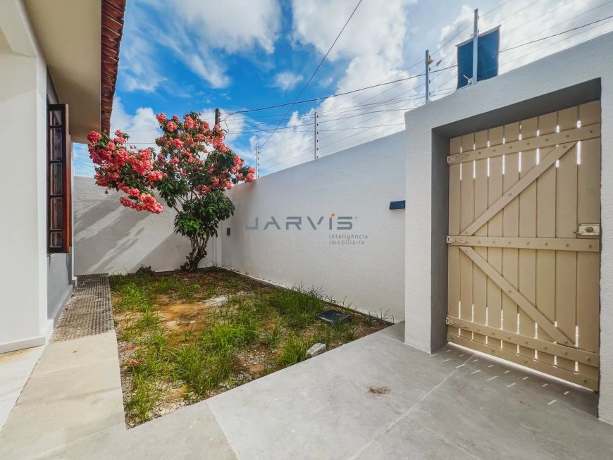 Casa com 4/4 a venda na Gruta de Lourdes- R$970.000,00 - Maceió - AL