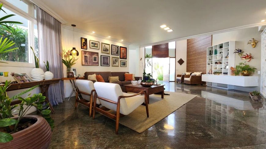 Casa Alto Padrão à Venda no Jardim do Horto 4 Suítes! Leia a Descrição!